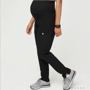Figs black XS maternity scrubs